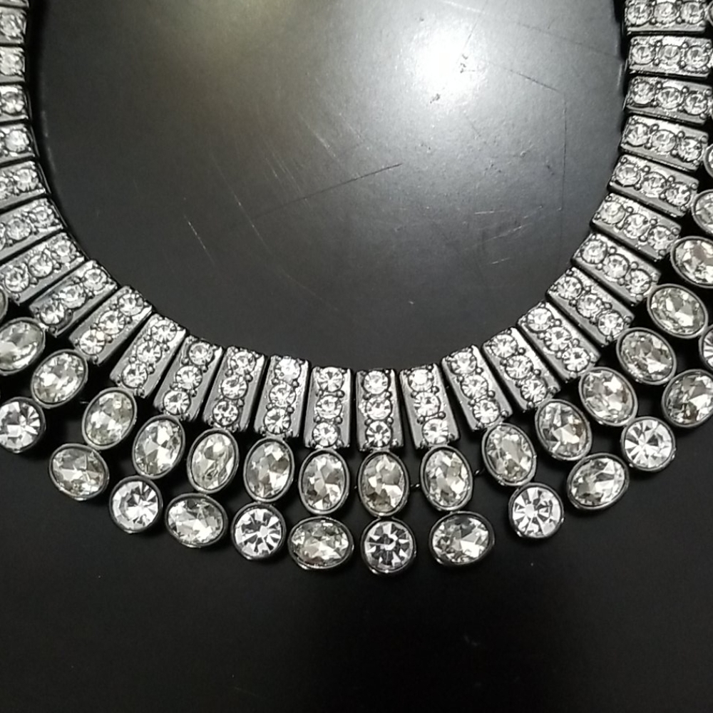 Beautiful statement necklace - Picture 2 of 3